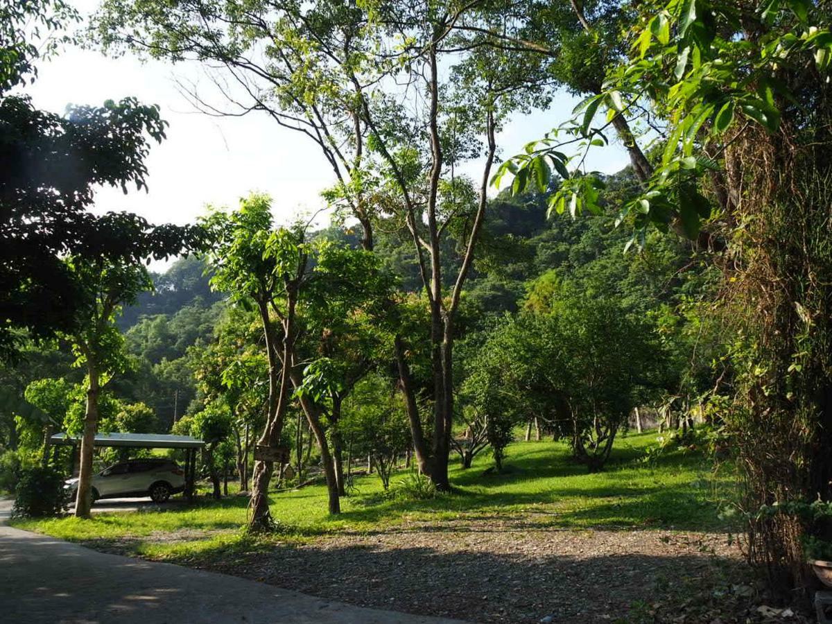 Wisdom Garden Home Stay Yuli Exterior foto